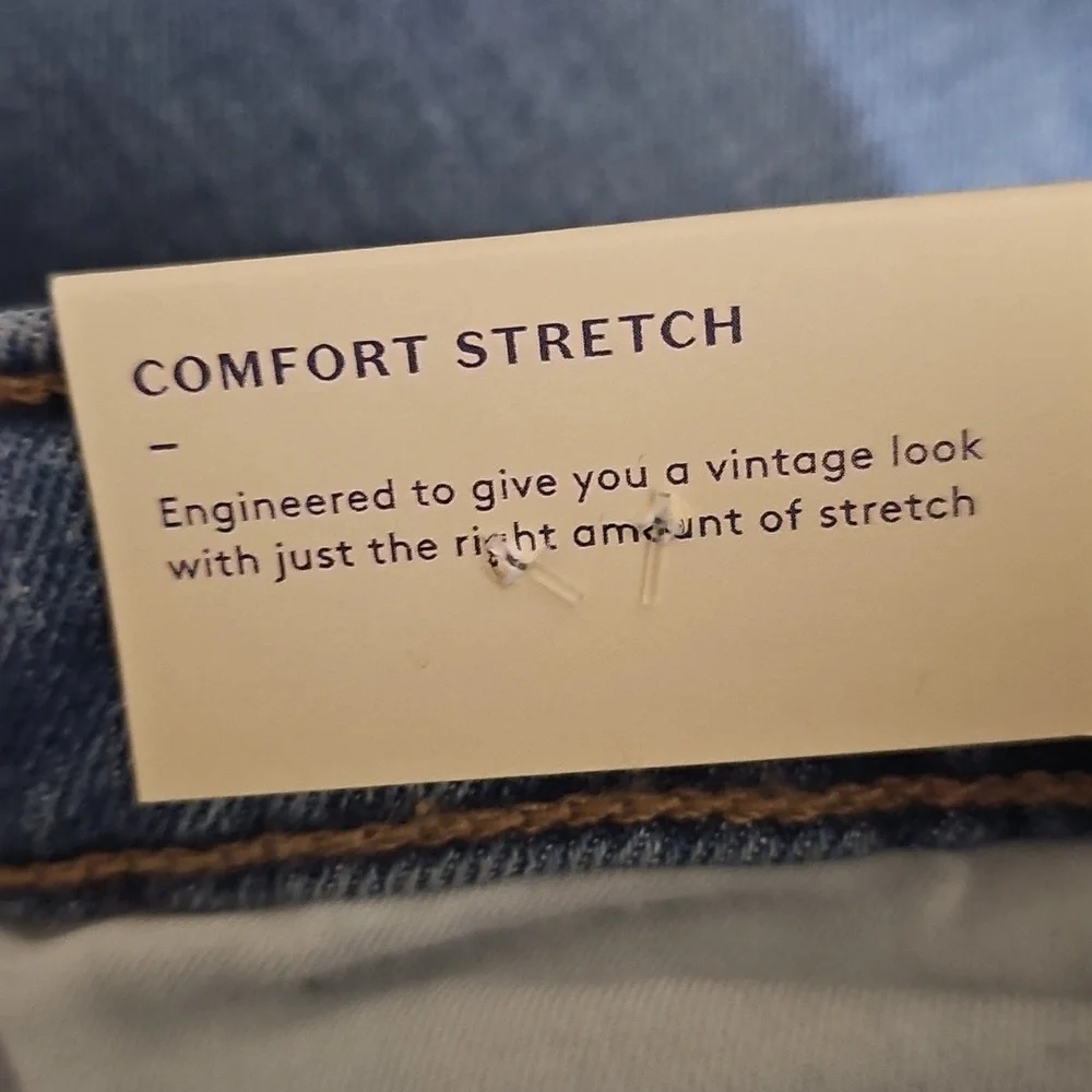 Universal Thread Women's Mid-Rise 80's Slim Fit Jeans Fitted Hip and Thigh Slim - Picture 5 of 7